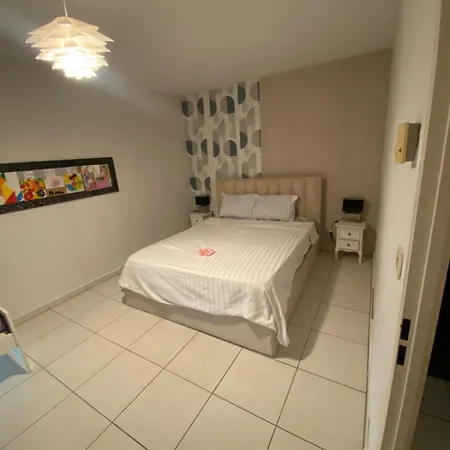 Appartement Duplex 120m ,50m Terrasse Proche Centre Et *